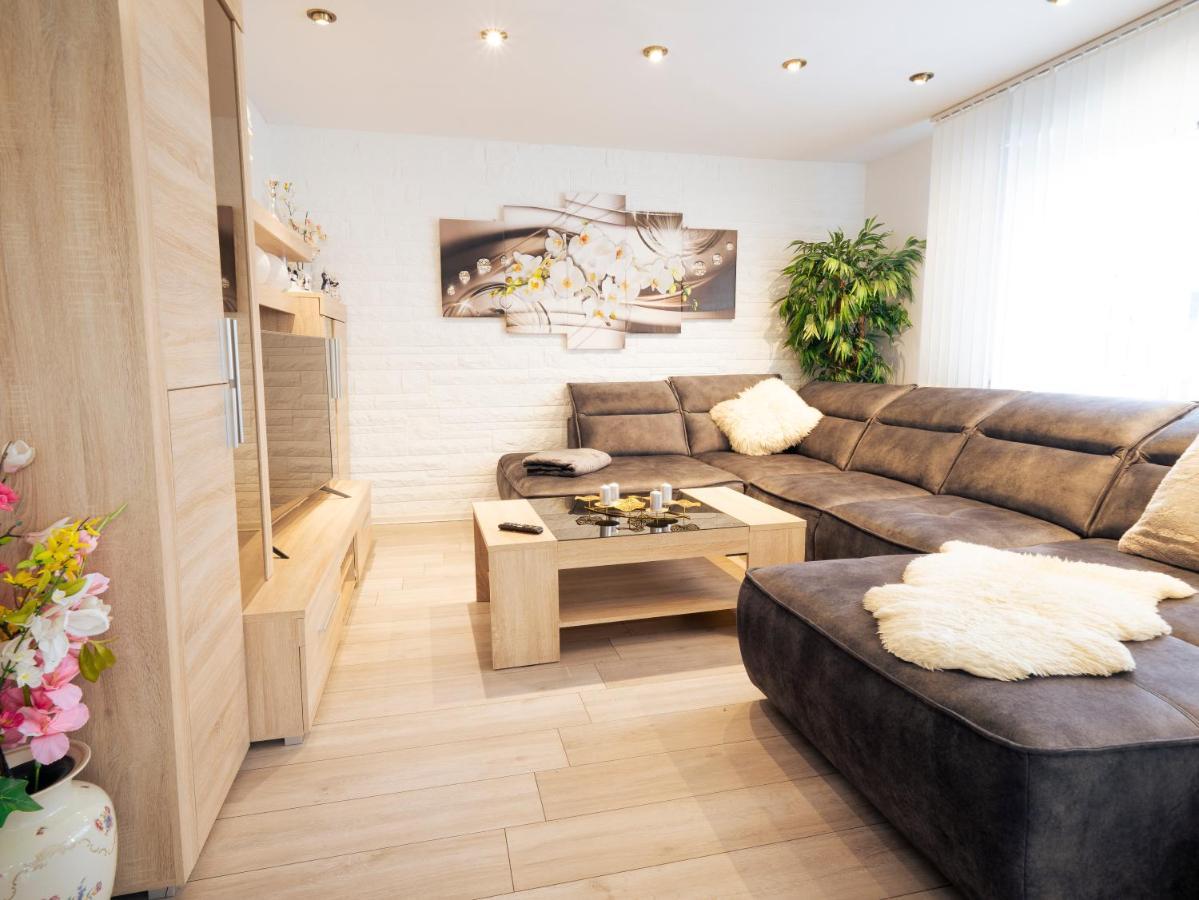 Truth Fuer 5 - King Size Betten, Kamin, Garten, Xxl Couch, Smart-Tv Dortmund Dış mekan fotoğraf