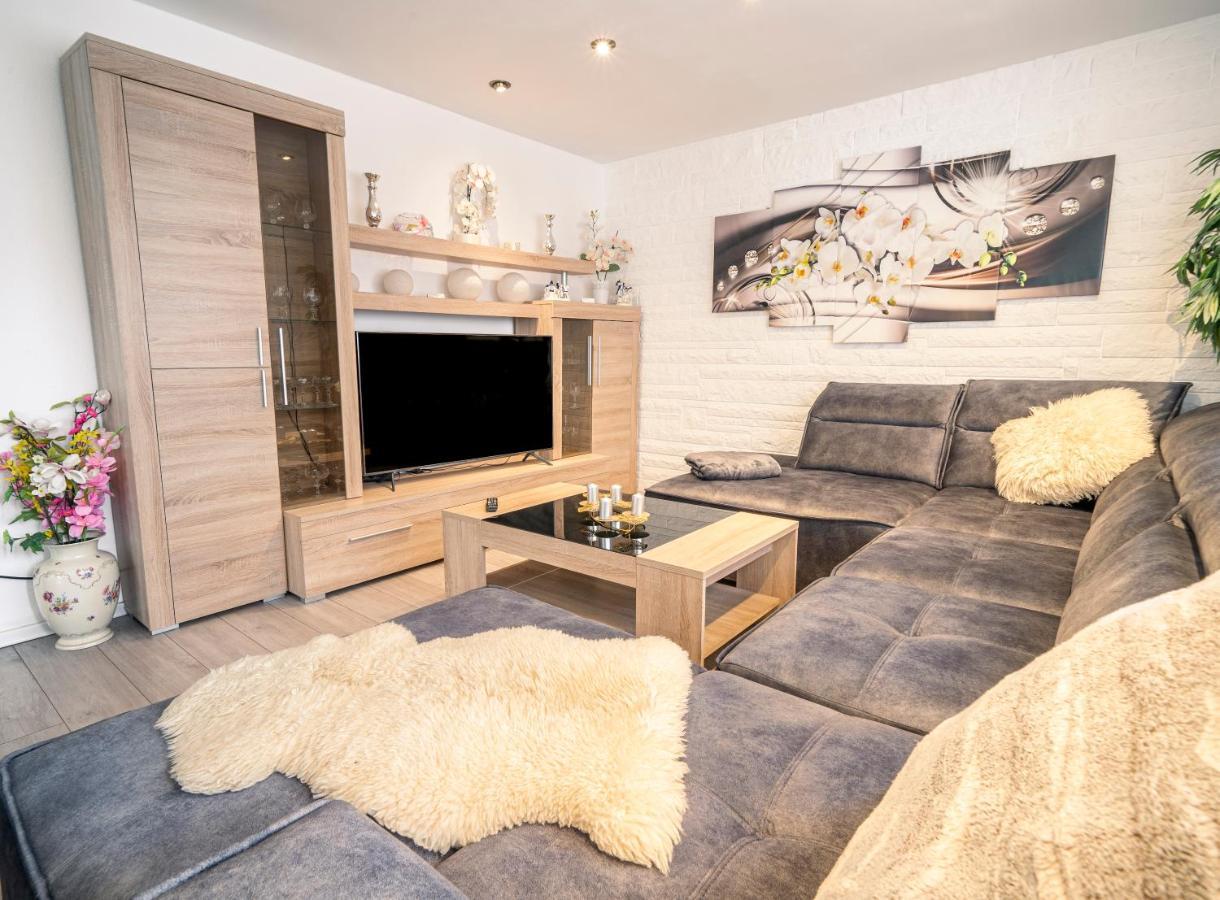 Truth Fuer 5 - King Size Betten, Kamin, Garten, Xxl Couch, Smart-Tv Dortmund Dış mekan fotoğraf